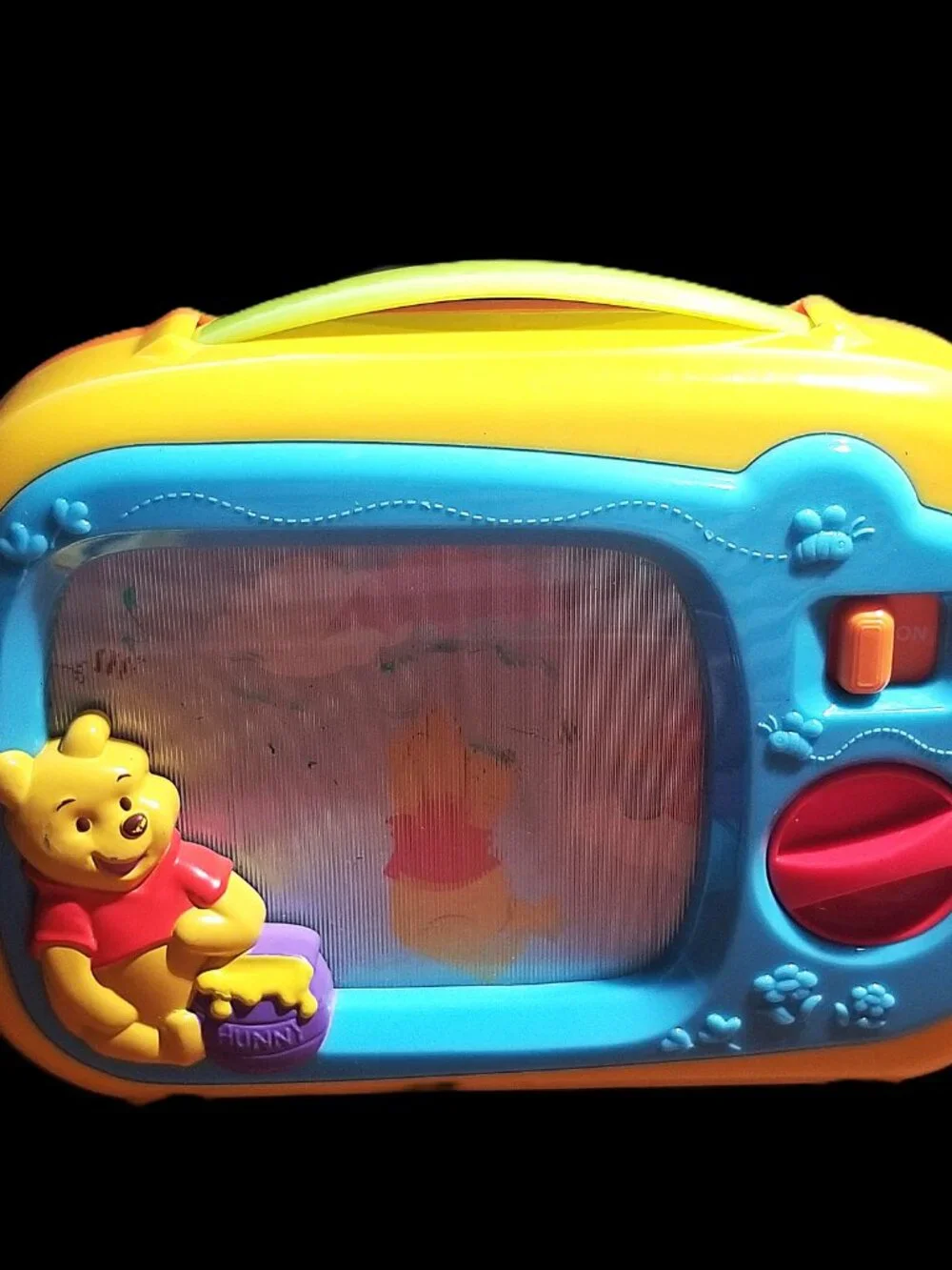 Vintage Winnie the Pooh My First TV Wind-Up Music Box PlayGo Moving Picture Toy